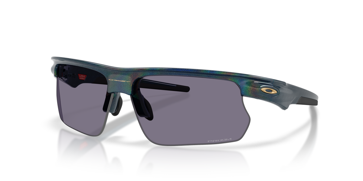 Gafas de Sol Oakley BISPHAERA OO9400 26 68 6 — vista tres cuartos