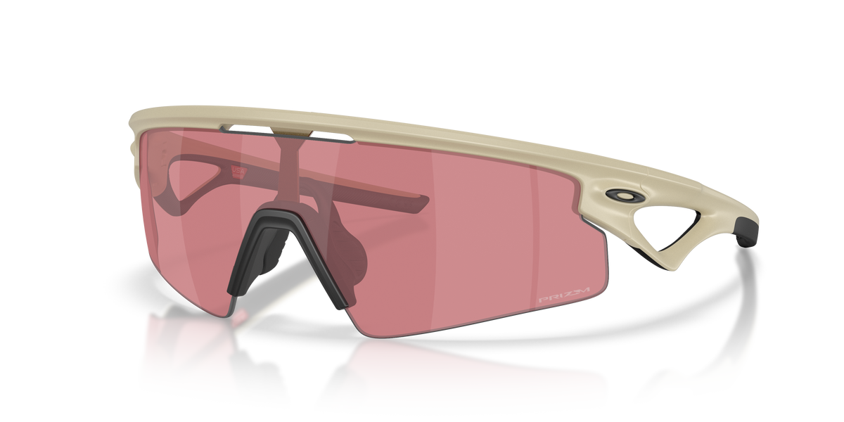 Gafas de Sol Oakley Sphaera OO9531 07 37 137 — vista tres cuartos